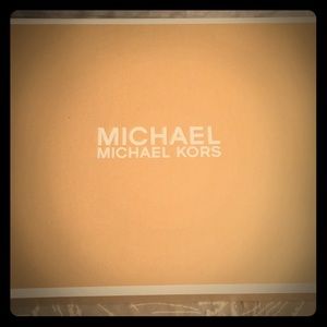 Black leather Michael kors